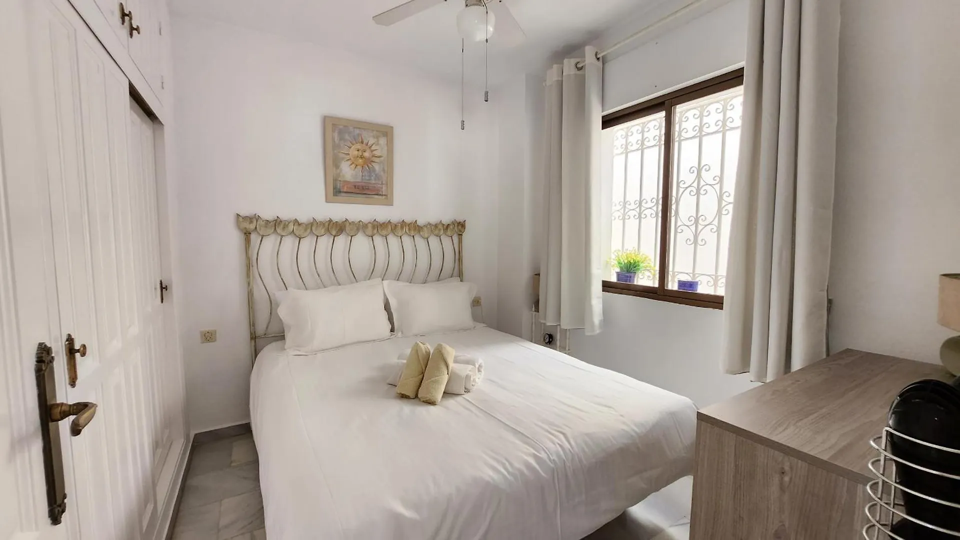 Carabeo 99 - Sleeps 4 Apartment Nerja