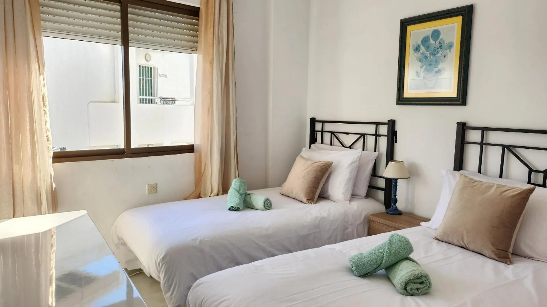 Carabeo 99 - Sleeps 4 Apartment Nerja 0*,  Spain