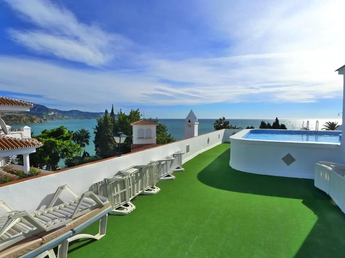 Carabeo 99 - Sleeps 4 Apartment Nerja Spain