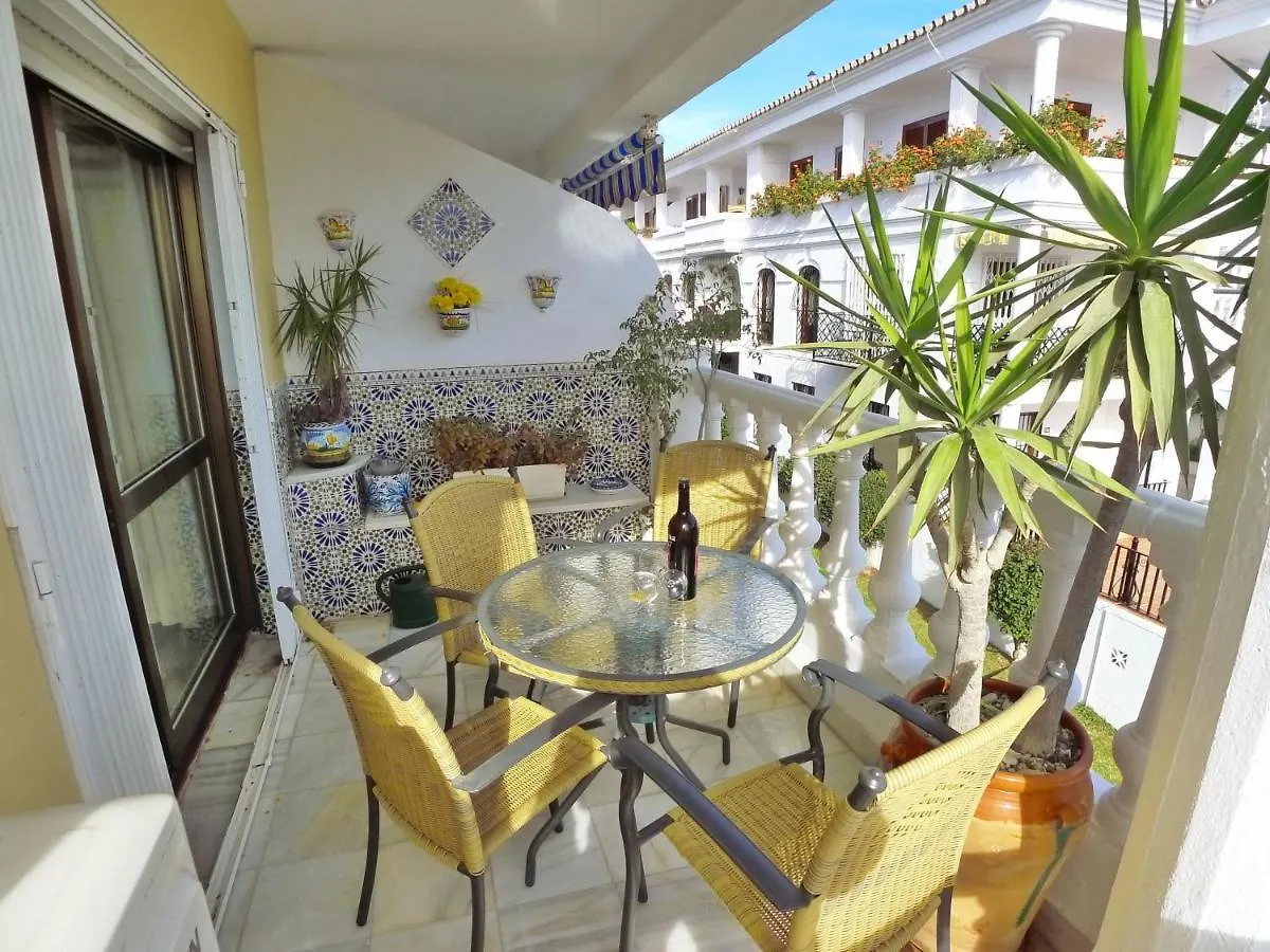 Carabeo 99 - Sleeps 4 Apartment Nerja Spain